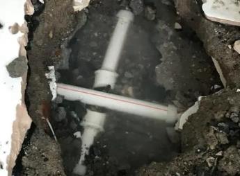 临沧市阳台漏水维修公司为您分享楼上楼下漏水怎么处理